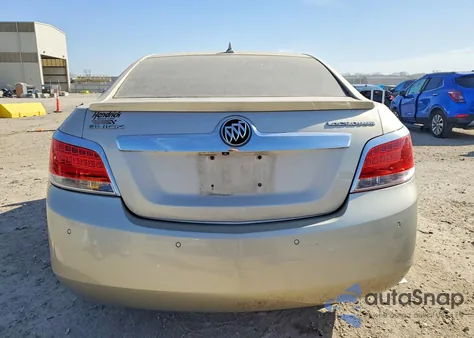 2013 Buick Lacrosse z USA, uszkodzony, nr VIN 1G4GC5ER8DF251180